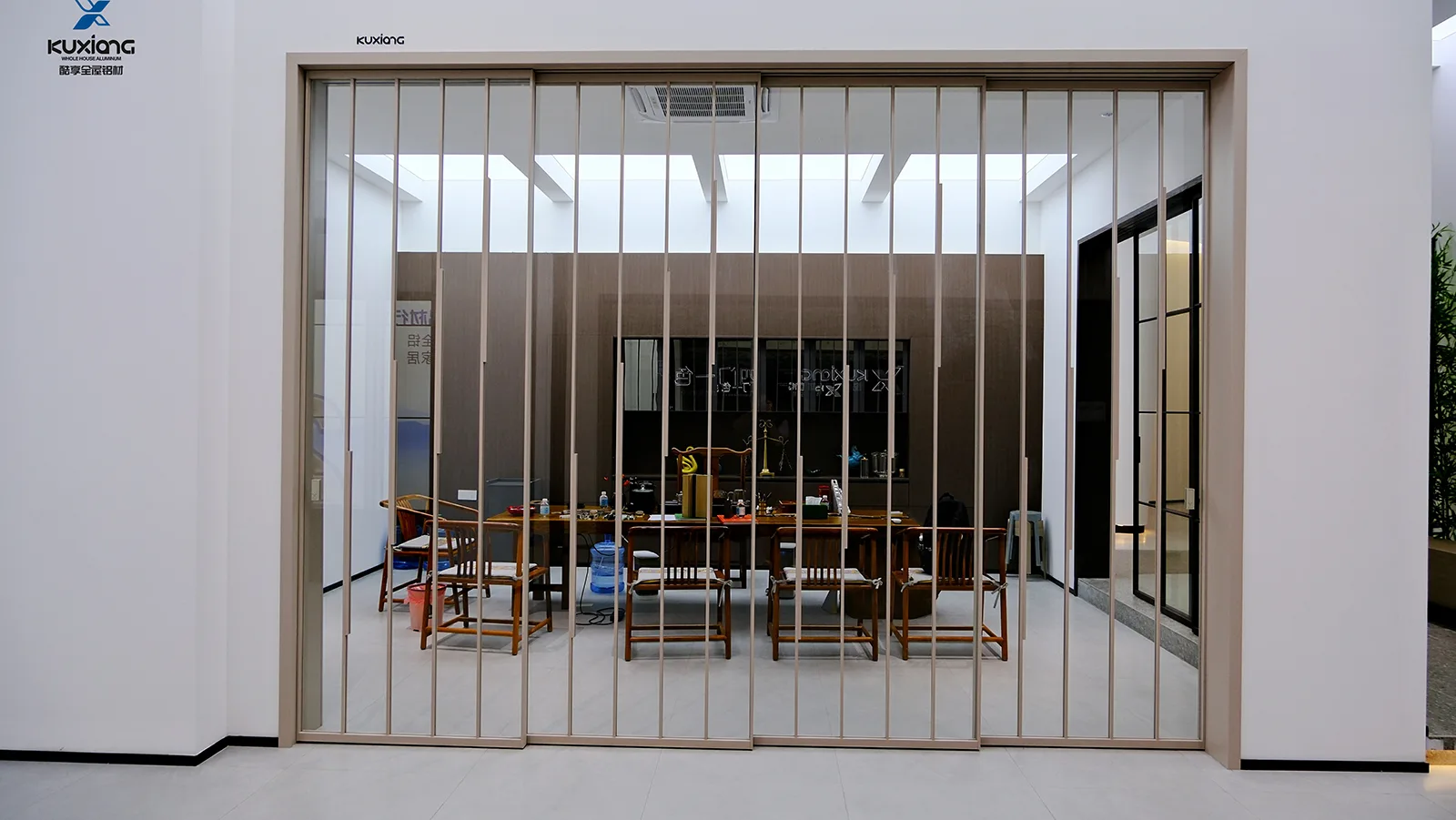Virksomhedens showroom7